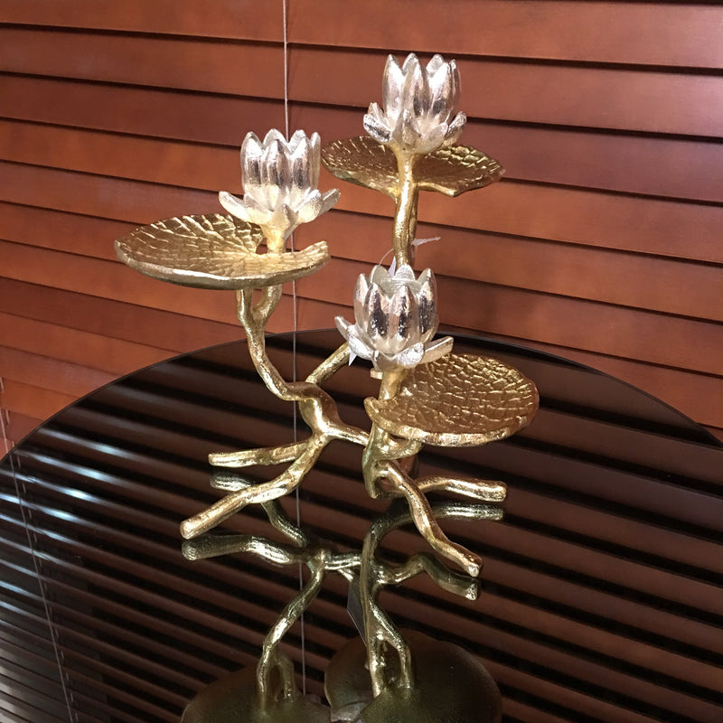 Golden Nymphaea Nelumbo Candleholder - Selective home decor